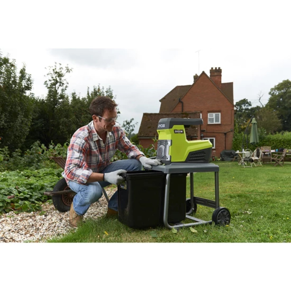 Измельчитель садовый Ryobi RSH3045U 3000 Вт