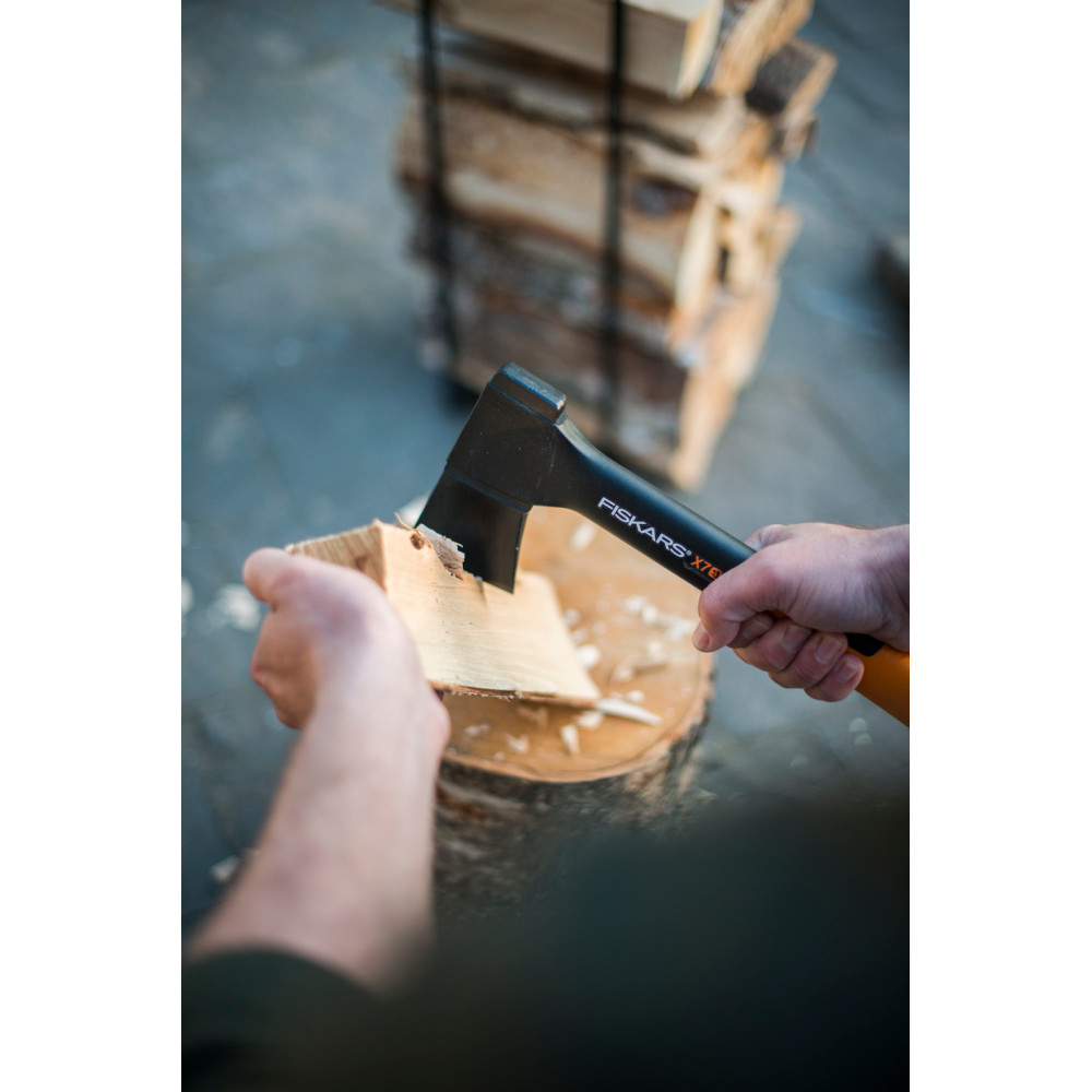 Сокира туристична Fiskars XS Х7