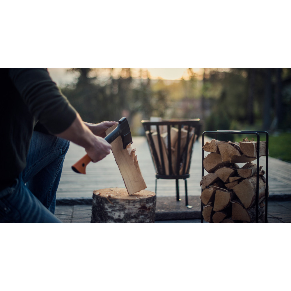 Топор плотницкий Fiskars S-X10