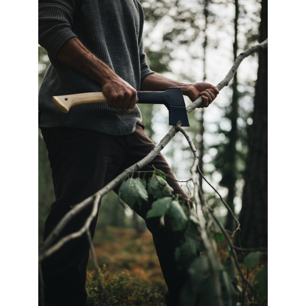 Топор плотникский Fiskars Norden N10