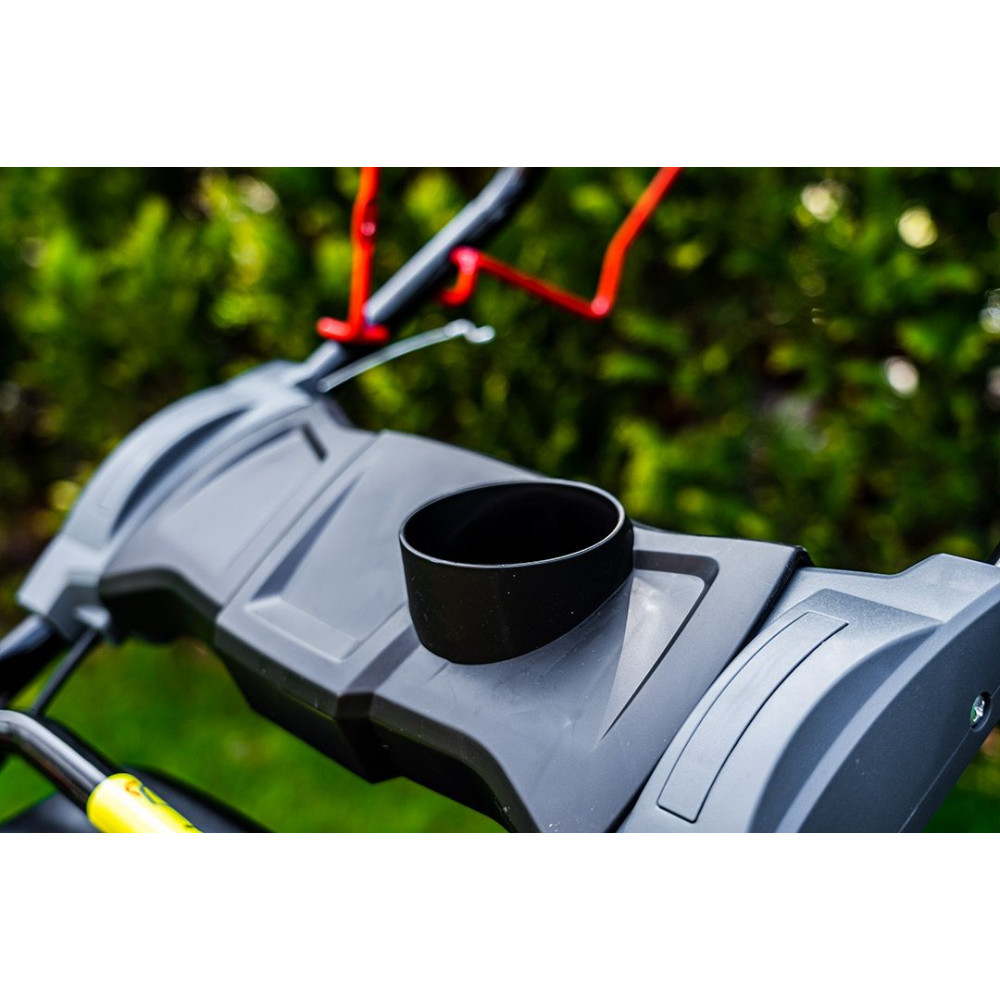 Газонокосилка бензиновая Graphite 3200Вт 52G673
