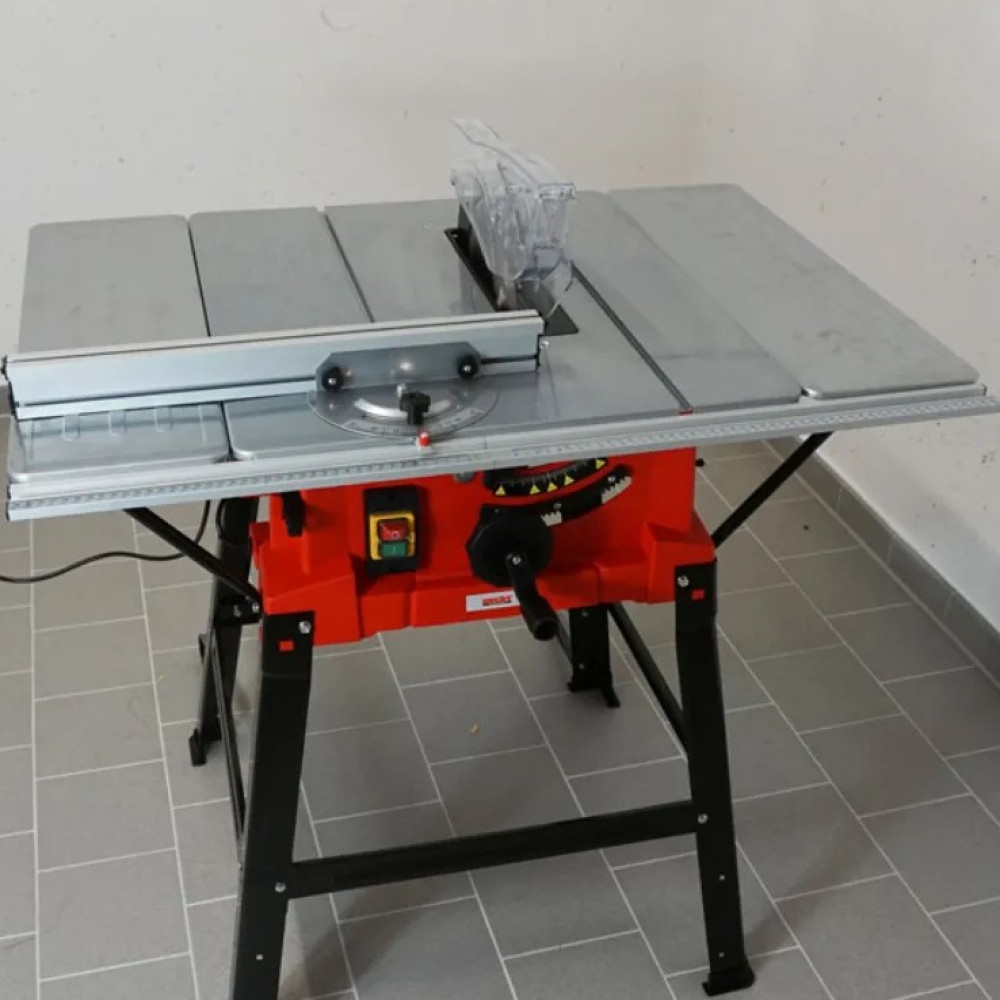 Циркулярная пилка HECHT 8254