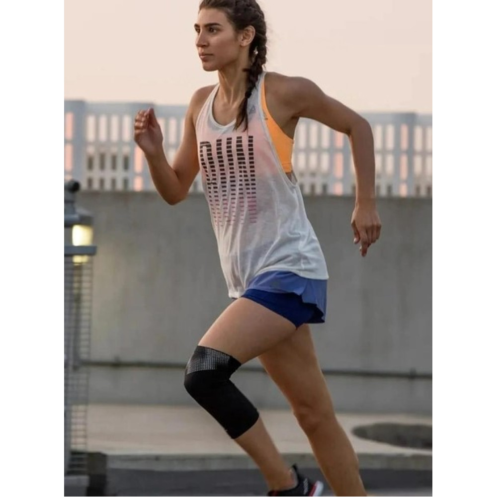 Фіксатор коліна Reebok Knee Support чорний Уні S RRSU-13323