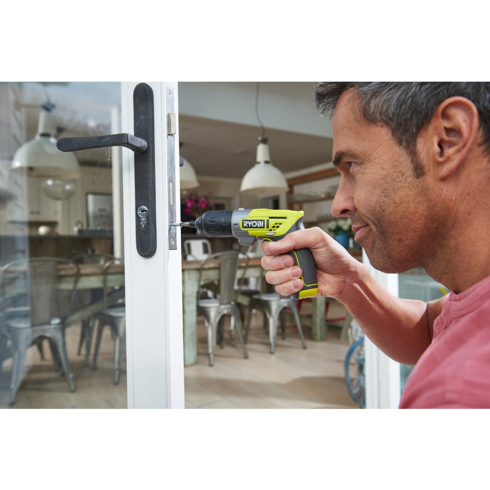Акумуляторна викрутка Ryobi Ergo A2