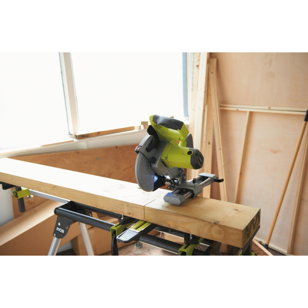 Пила торцювальна Ryobi EMS216L з протяжкою 1500 Вт
