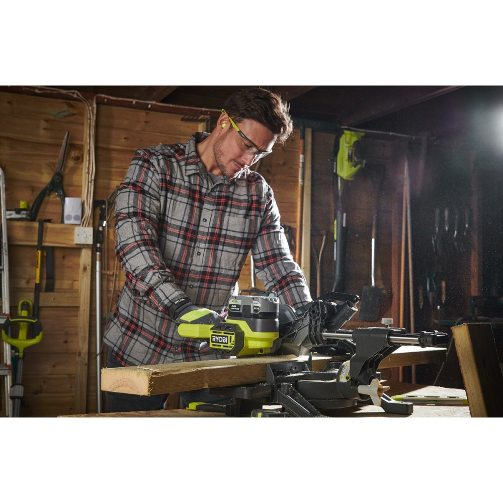 Пила торцовочная Ryobi ONE+ RMS18190-0 аккумуляторная 18В без АКБ и ЗП