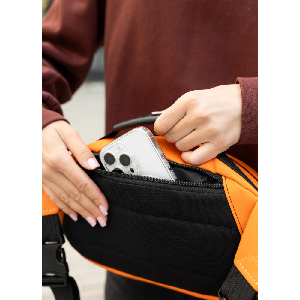 Сумка через плече жіноча бананка Sambag Flex помаранчева 30 × 17 × 10 см (85351029)