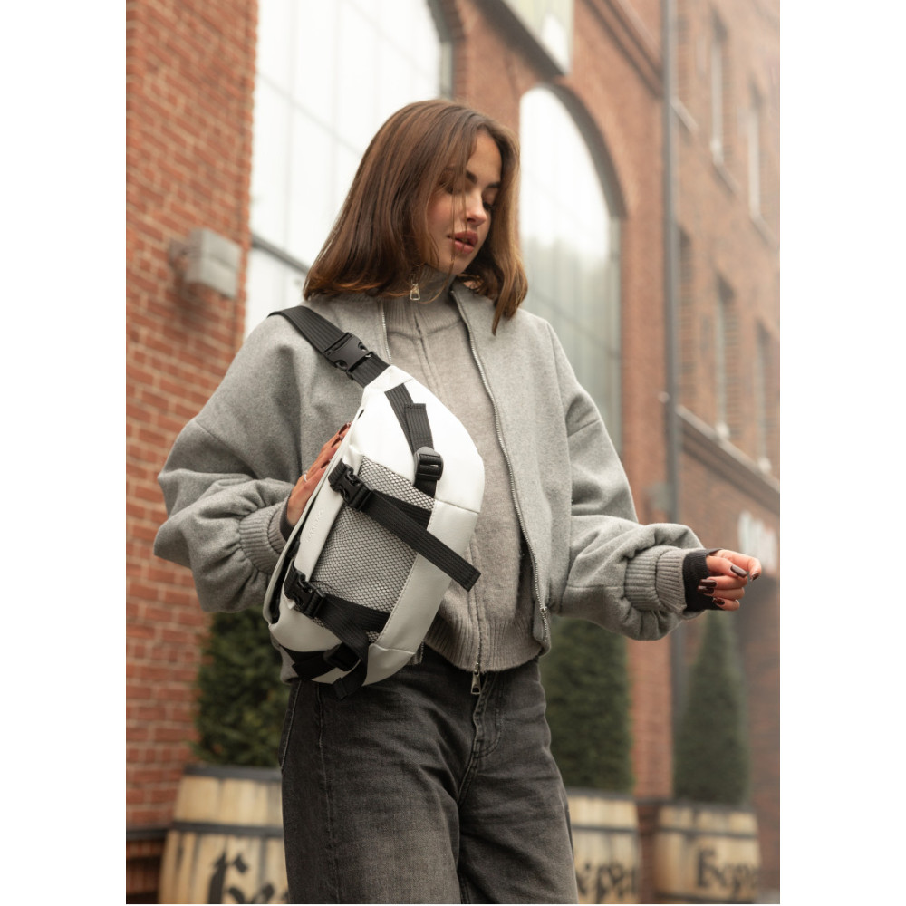 Большая женская поясная сумка бананка Sambag DynamicDart белая 38×21×7 см (80411008)