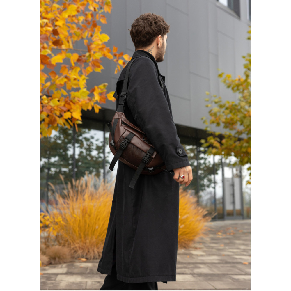 Большая мужская сумка бананка Sambag DynamicDart коричневая 38 × 21 × 7 см (80411020m)