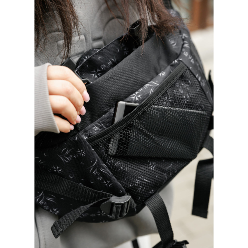 Жіноча сумка бананка Sambag Dynamicdart чорна 38 × 21 × 7 см (80411702)