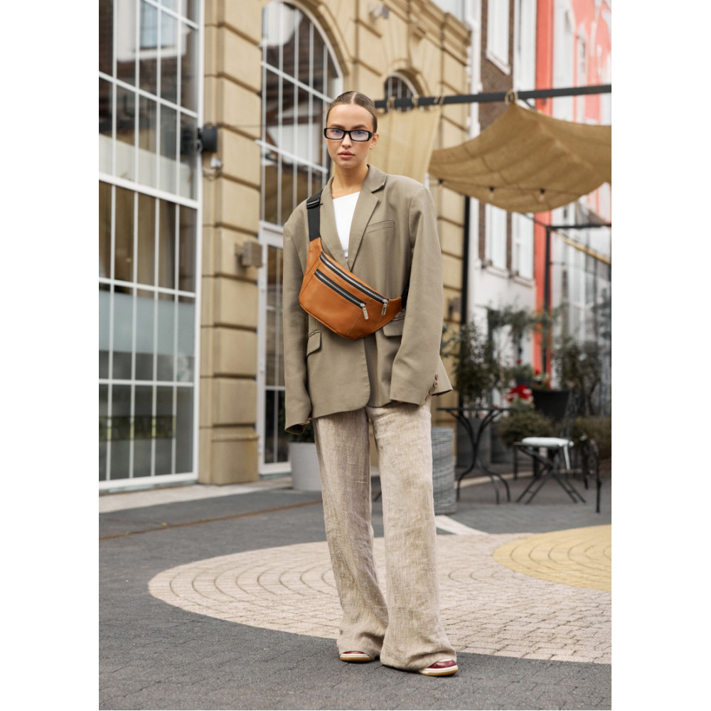 Большая женская кожаная сумка бананка Sambag Tirso Max рыжая 38×17×6 см (81341121)