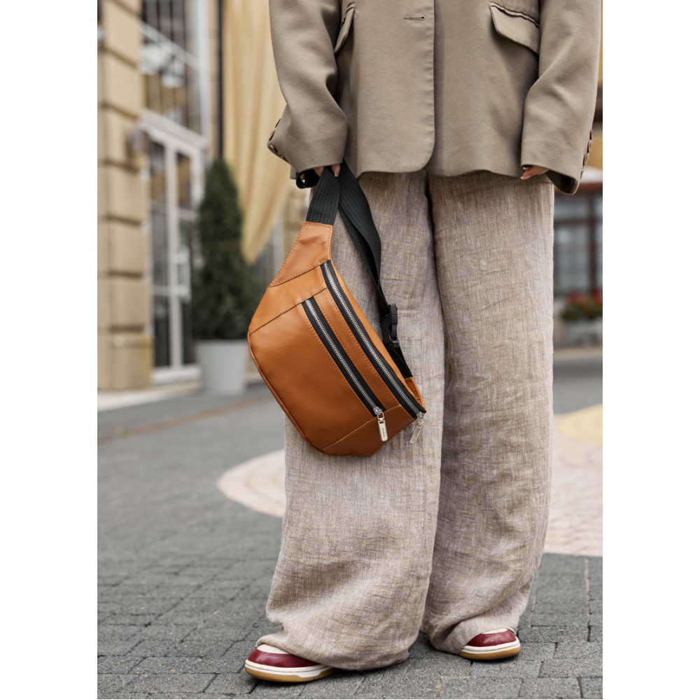 Большая женская кожаная сумка бананка Sambag Tirso Max рыжая 38×17×6 см (81341121)