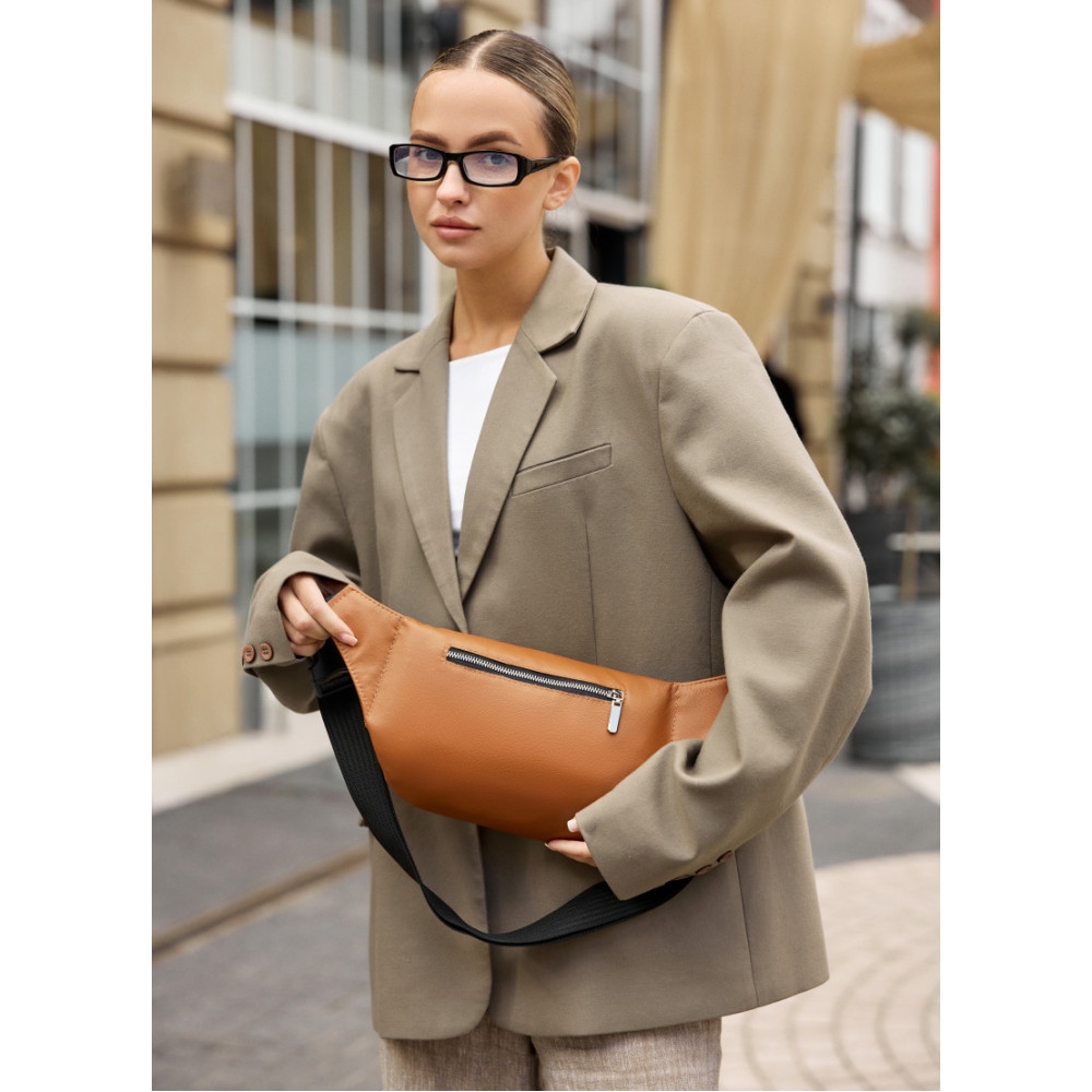Большая женская кожаная сумка бананка Sambag Tirso Max рыжая 38×17×6 см (81341121)