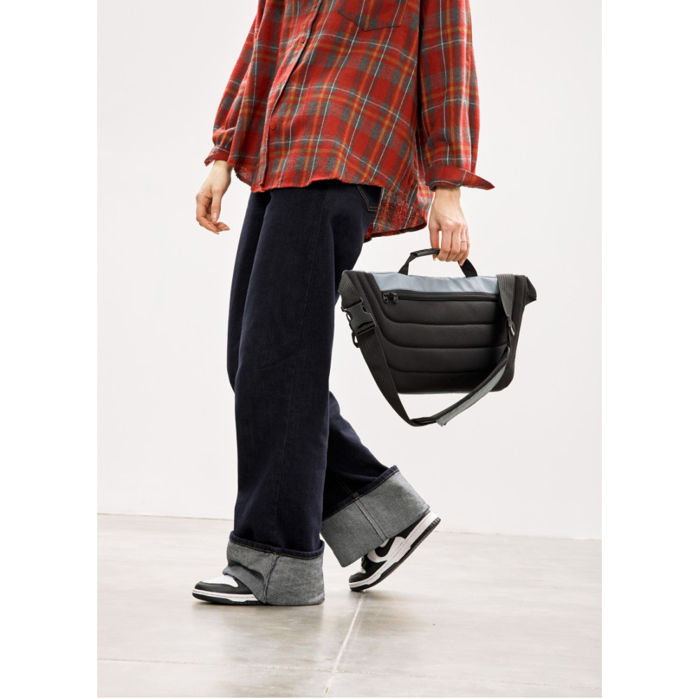 Женская сумка-бананка под ноутбук Sambag Urban Laptop голубая 46×26 см (51411010)