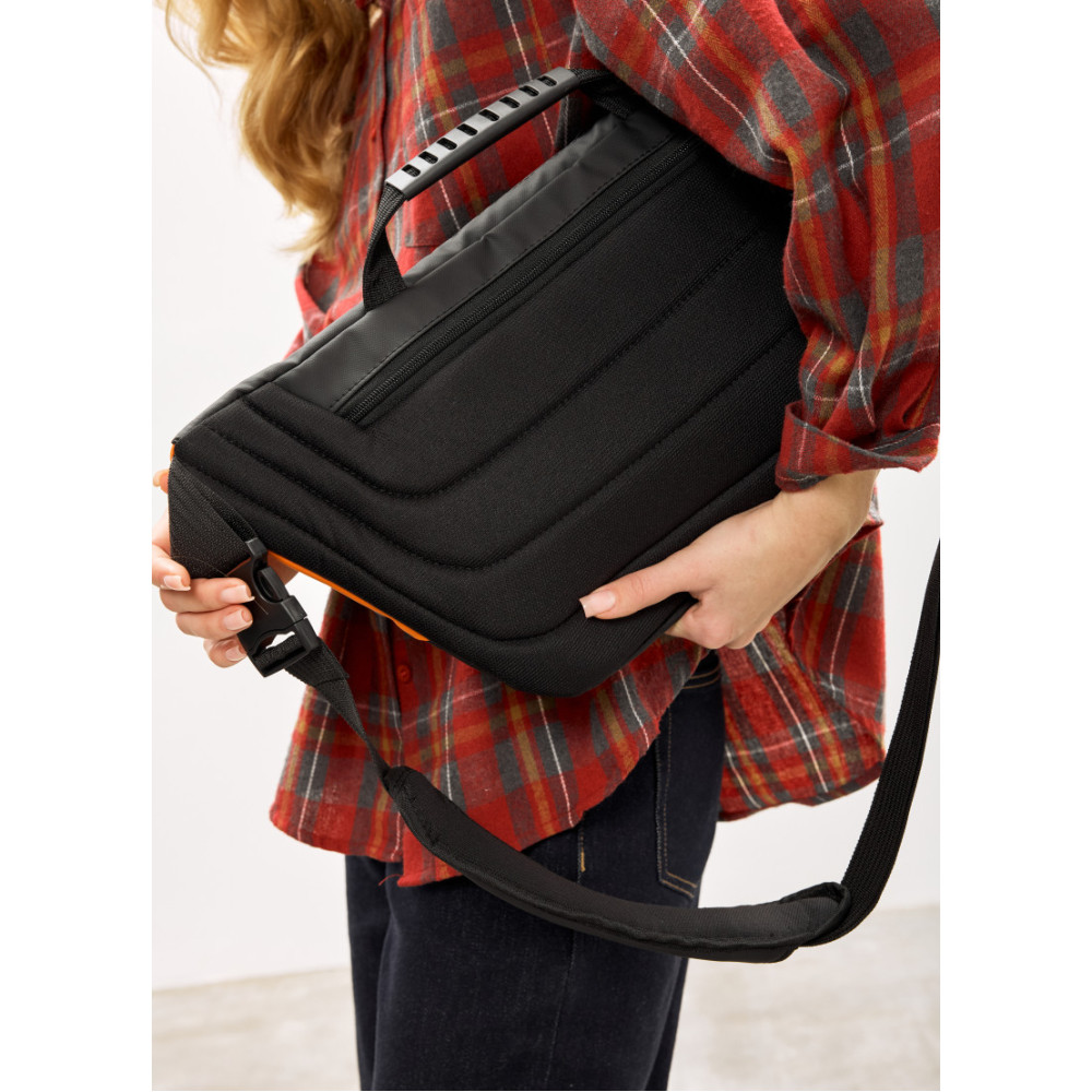 Женская сумка-бананка под ноутбук Sambag Urban Laptop черно-оранжевая 46×26 см (51411129)