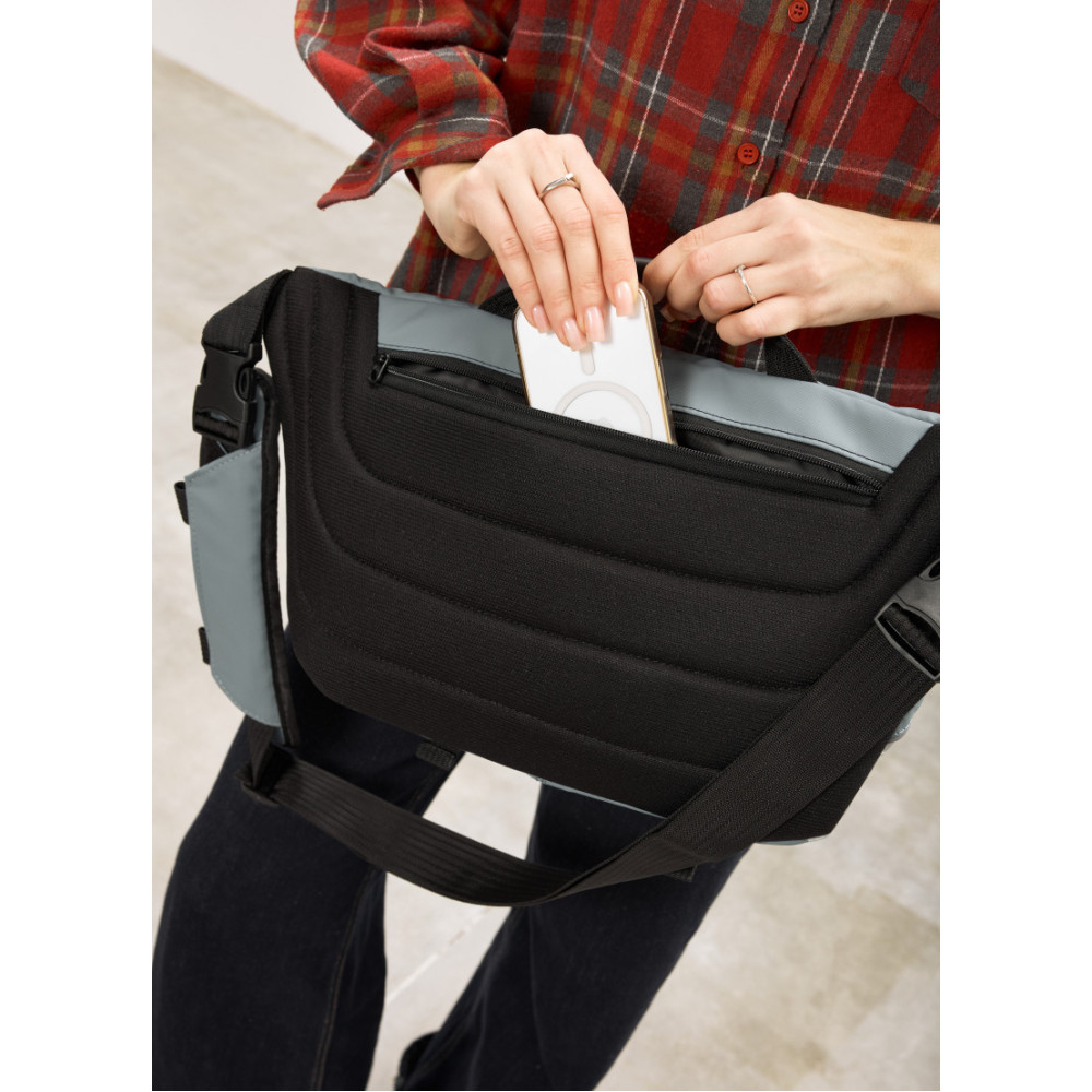 Жіноча cумка-бананка під ноутбук Sambag Urban Pro блакитна 46 × 26 см (51411210)