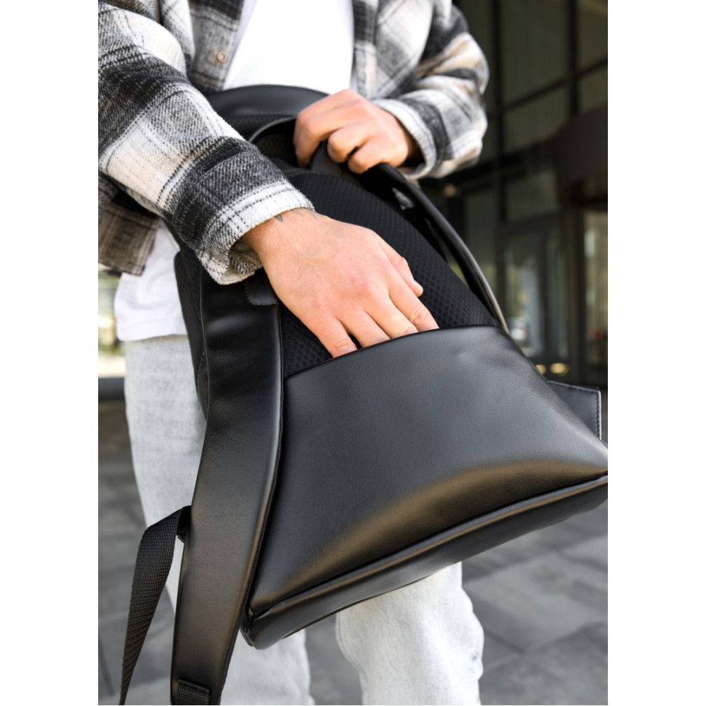 Чоловічий рюкзак Sambag Rene Option чорний 37 х 31 х 14 см (27200301m)