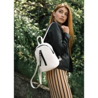 Жіночий прогулянковий рюкзак Sambag Mane MQT білий 24 х 19 х 10 см (18228008e)