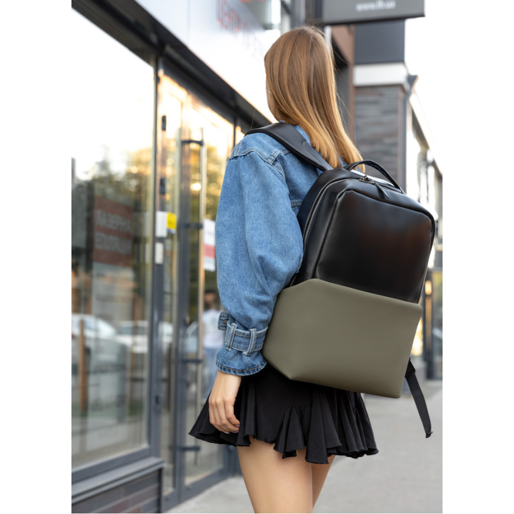 Женский рюкзак Sambag Zard Dart черный из хаки 44 х 31 х 15 см (25523119)