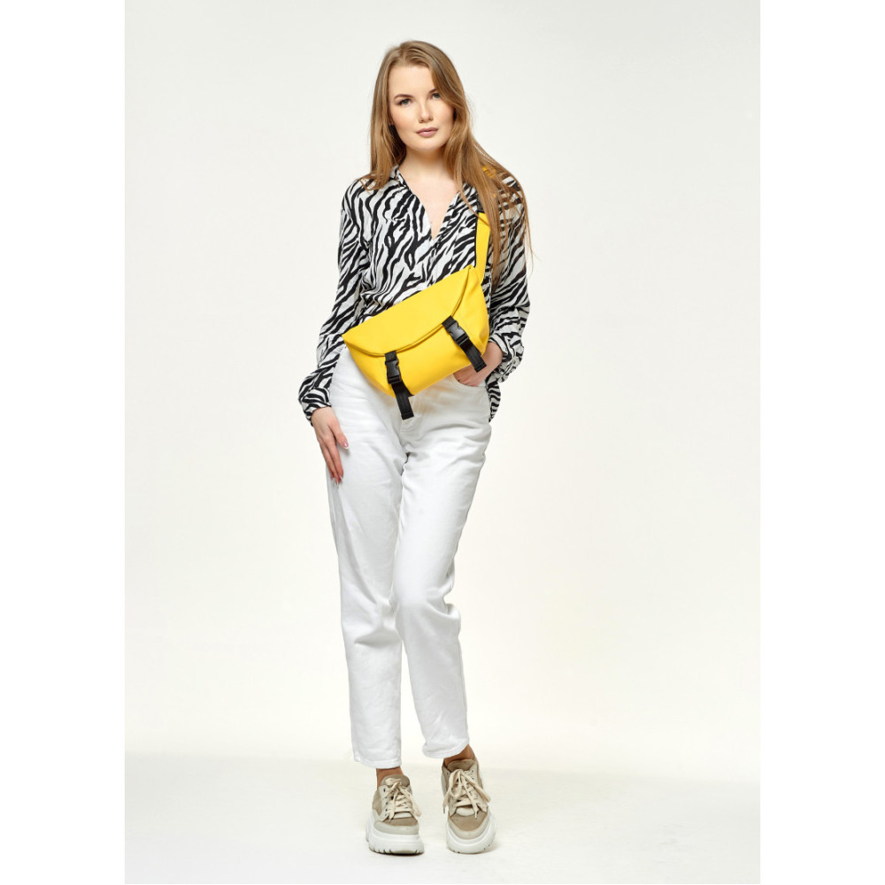 Жіноча сумка бананка Sambag Tirso Zard жовта 33 × 22 × 7 см (80551028)