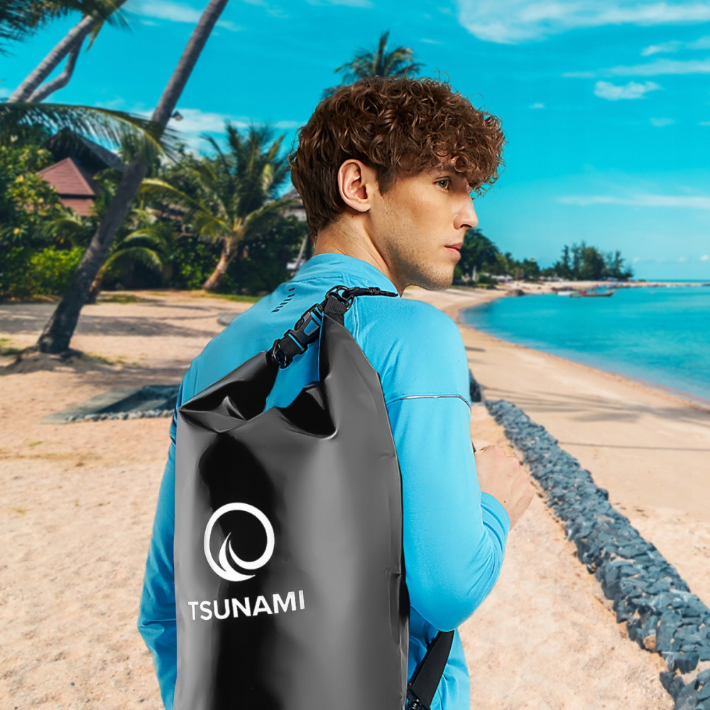 Гермомешок TSUNAMI Dry Pack 20 л водозащитный TS014 (P-5905973400015)